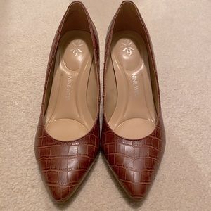 NEW Nine West Cal 9x9 Dress Wedges, Size 7M